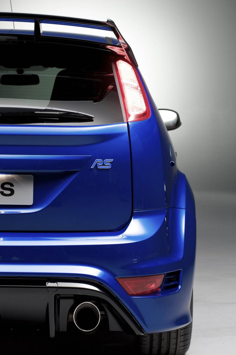  Ford Focus RS 2009 года  (фото 9 из 105)